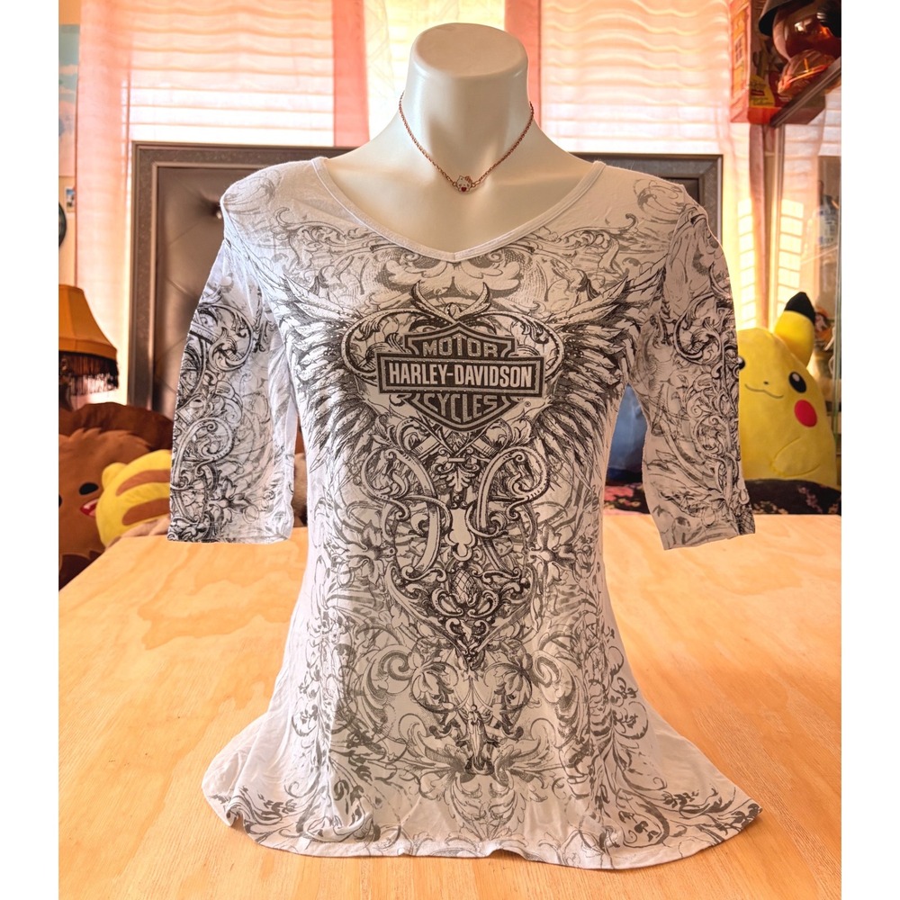 Y2K Harley-Davidson Womens Winchester VA Graphic Tee White Grey Scroll Small
